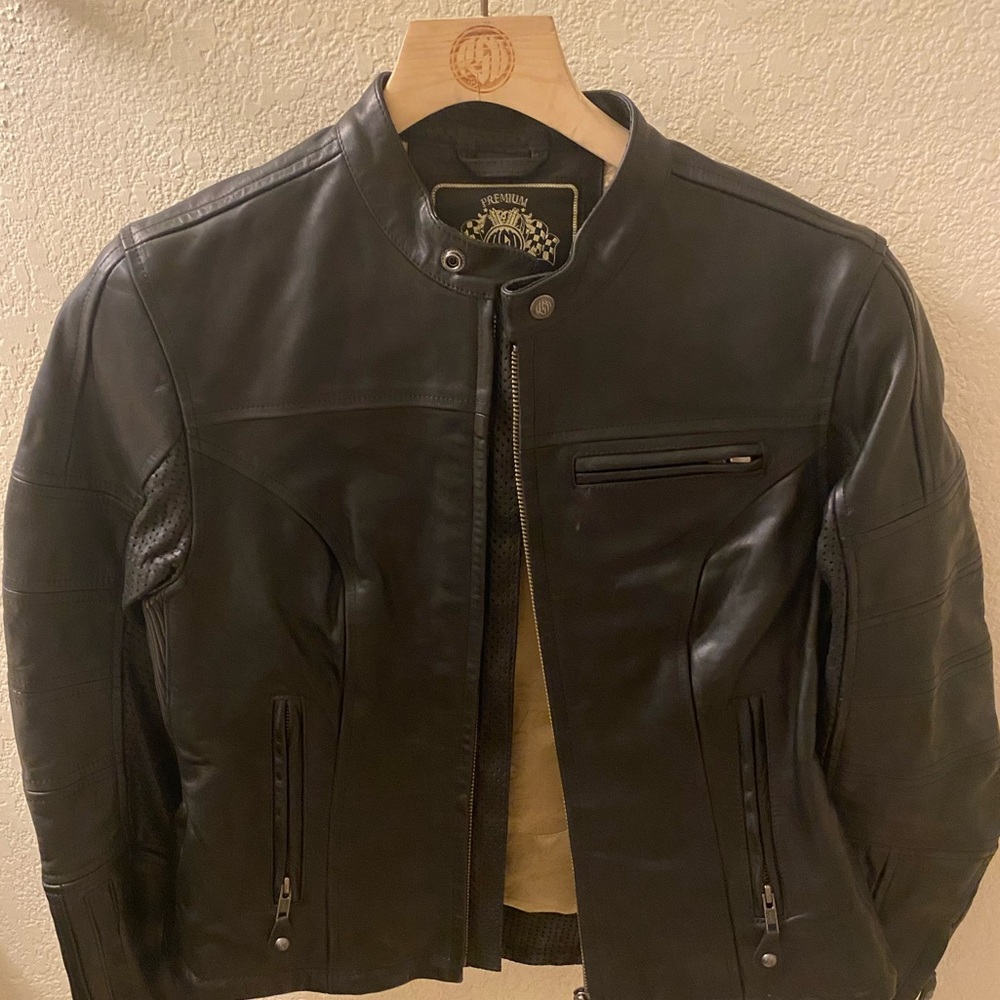 BRAND NEW NEVER WORN Roland Sands Design Maven jacket.